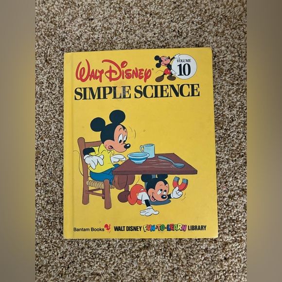 Other - 🦄🦄SOLD🦄🦄 Walt Disney Fun-to-Learn Library — Volume 10: Simple Science (1983)
